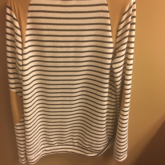 12PM by Mon Ami Long-Sleeve Shirt - Picture 2 of 2